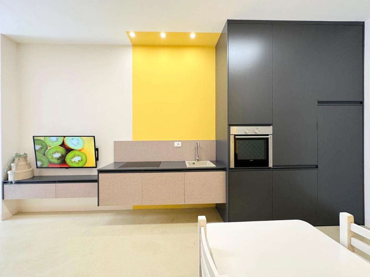 13 Eur For Monthly Stay - Home By The Sea - Hbs Golem  Exterior foto