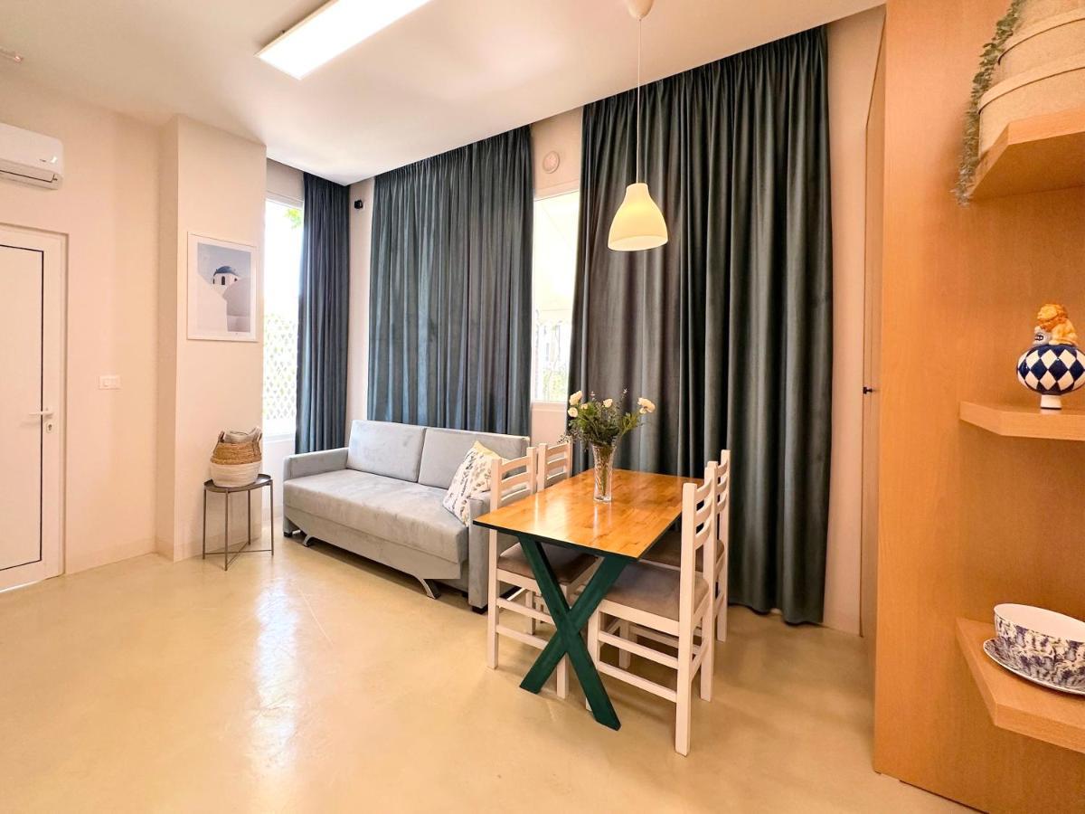 13 Eur For Monthly Stay - Home By The Sea - Hbs Golem  Exterior foto