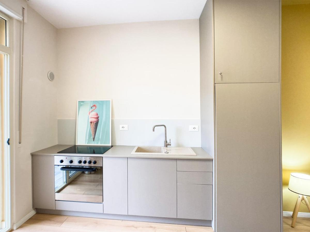 13 Eur For Monthly Stay - Home By The Sea - Hbs Golem  Exterior foto